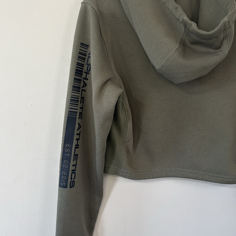 Alphalete Tactical Army Cropped Hoodie Size Medium - Picture 9 of 11